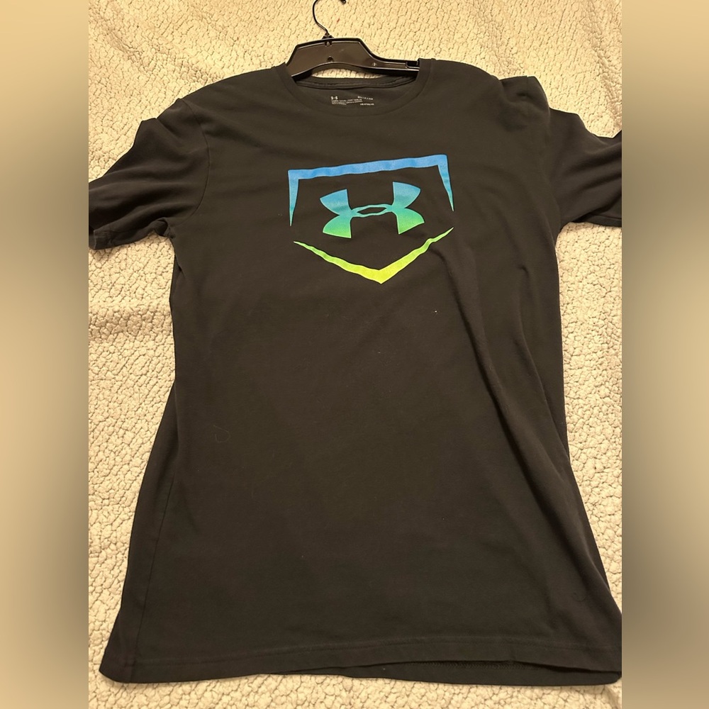 UnderArmour Athletic Black Tee with outline of the logo green, blue and yellow.